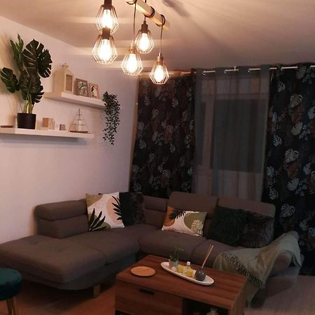 Bel Appartement Familial Cenon Buitenkant foto
